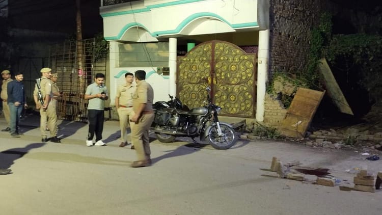 Prayagraj : प्रॉपर्टी डीलर की गोली मारकर हत्या, करेली में नकाबपोश बदमाशों ने वारदात कर फैलाई सनसनी