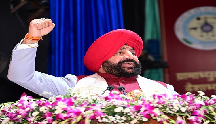 Uttarakhand: न्यूज रीडिंग प्रतियोगिता में राज्यपाल ने भरा जोश, विजेताओं से कहा- अब नई जिम्मेदारी की है शुरुआत