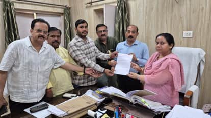 Lucknow : Houses with weddings will get cylinders on showing cards