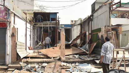 Central Market, Meerut: Traders' Businesses Ruined; Workers' Wages Stuck