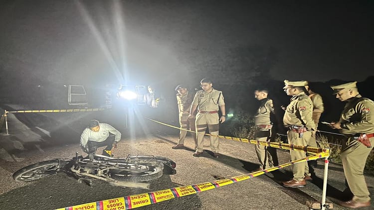 Shahjahanpur News: पुलिस मुठभेड़ में वांछित आरोपी गिरफ्तार, पैर में गोली लगने से हुआ घायल