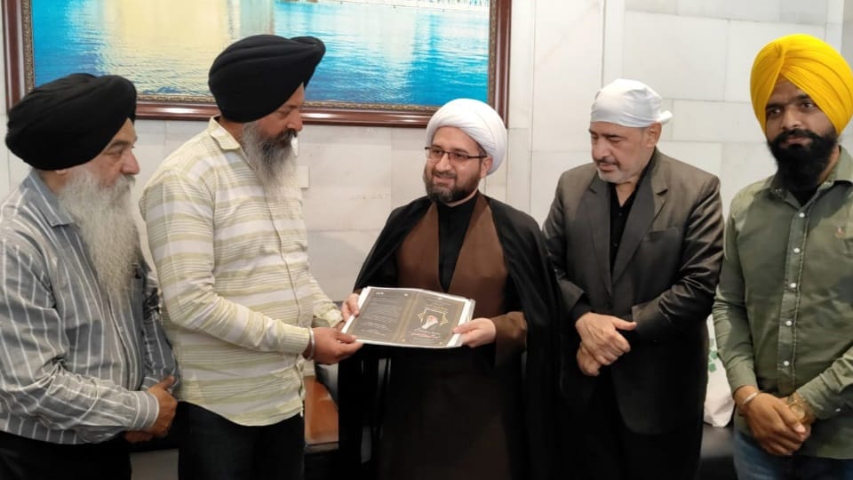 Warning to America from Punjab Iranian Delegate Arriving in Amritsar