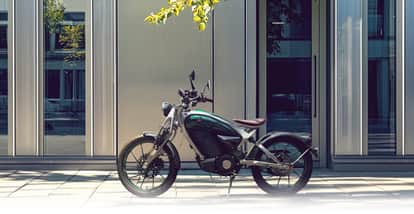 Royal Enfield Flying Flea C6 Electric Bike Launched in India Check Price, Range, Features And Specs