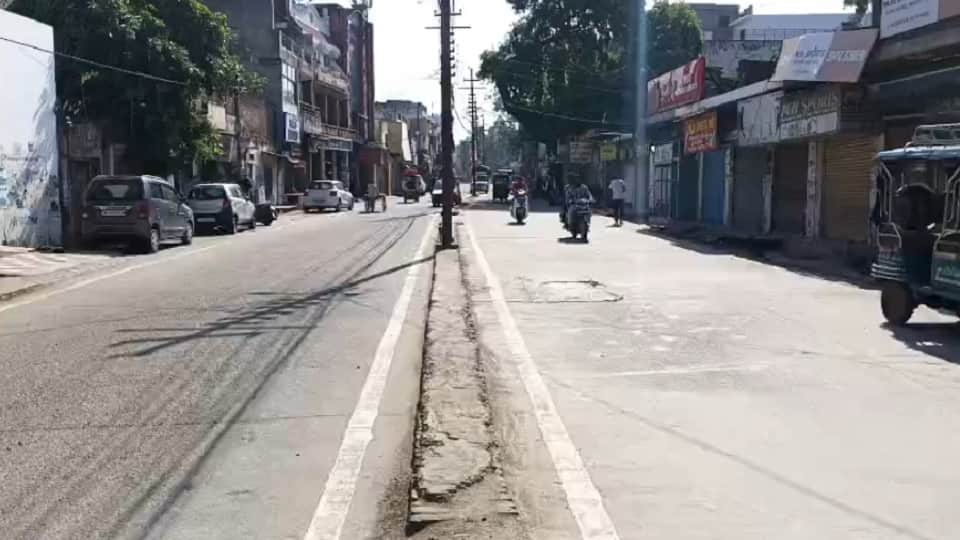 UP: Meerut closed in protest against sealing of Central Market, traders said - don't kick in the stomach