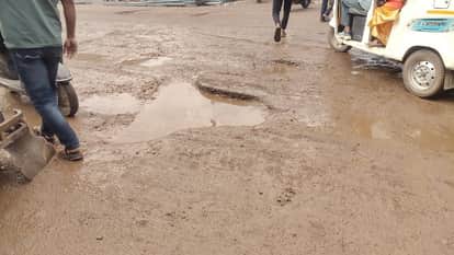 Bad roads continue despite accidents ahead of Ambedkar Jayanti