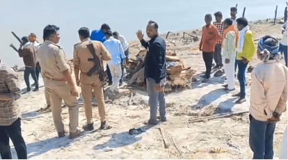 UP: Wife kills husband with hammer over minor dispute, kills herself, 22-day-old dies of hunger and thirst