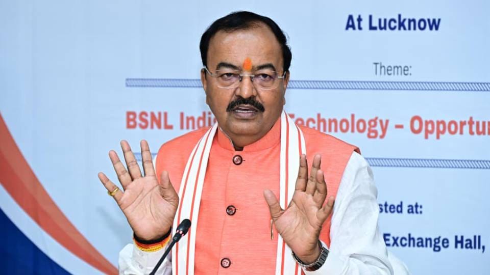 UP: Keshav Prasad Maurya said - Rural roads will be improved with waste plastic, roads will last even in rain.