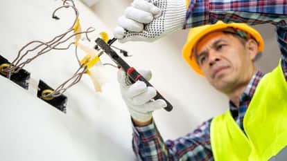 when you should need three phase electricity connection in india rules