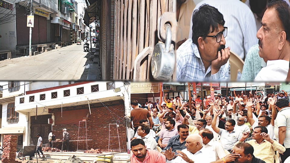 Meerut Central Market Sealing Sparks Anger, Traders Demand Action Against Corrupt Officials