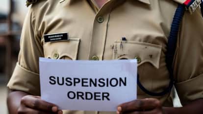 UP: Inmate burns to death in Pratapgarh jail; three officials suspended for negligence, inquiry ordered.