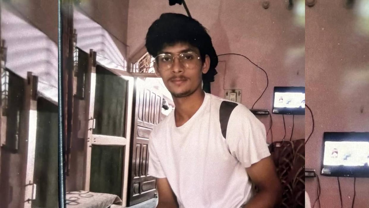 Lucknow : Student hangs himself after losing money in online gaming