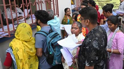 पश्चिम बंगाल में एसआईआर पर सियासी बवाल