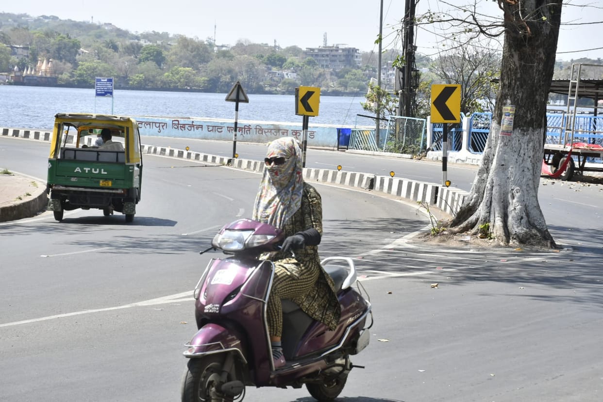 MP Weather Today: Mercury Crosses 40 Degrees Across the State; Heat Intensifies as Rain Vanishes Completely