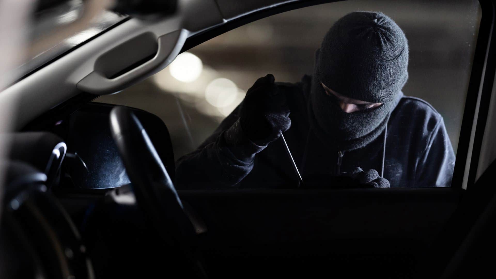 Vehicle Theft Guide 4 Immediate Steps to Take After Your Car is Stolen to Ensure Your Insurance Claim Success