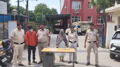Police arrested couple with 11 stolen lockets in Bawana in Delhi