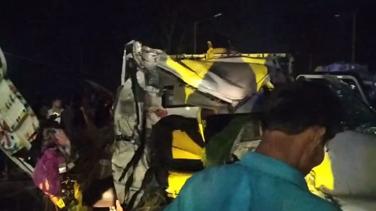 Accident Today : भीषण हादसे में  10 की मौत; बिहार में नेशनल हाइवे पर बस-पिकअप की टक्कर में 25 घायल