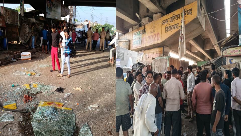 हादसे के बाद माैके पर जुटी भीड़।