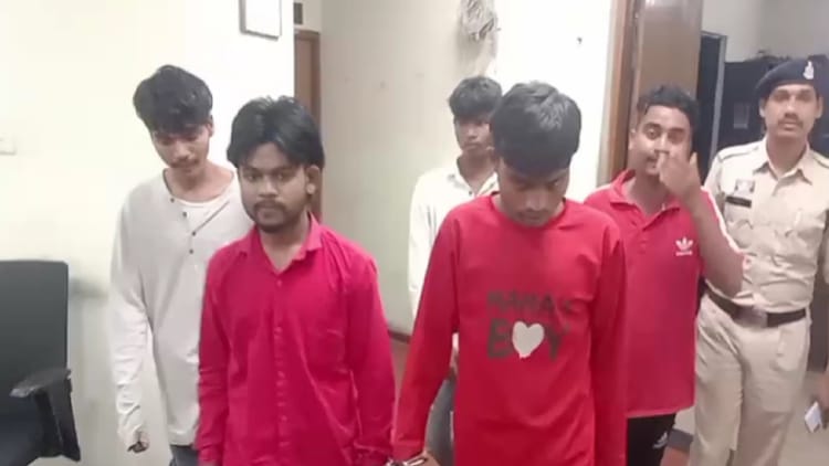 रायपुर में पुलिस का सघन अभियान: अड्डेबाज, वारंटी और अवैध हथियार रखने वालों पर एक्शन, 10 जेल भेजे गए