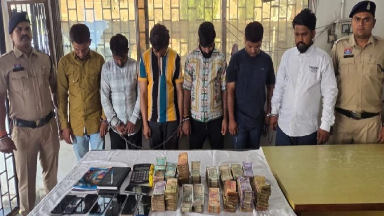 6 including history-sheeter mastermind arrested, over Rs 9 lakh cash recovered