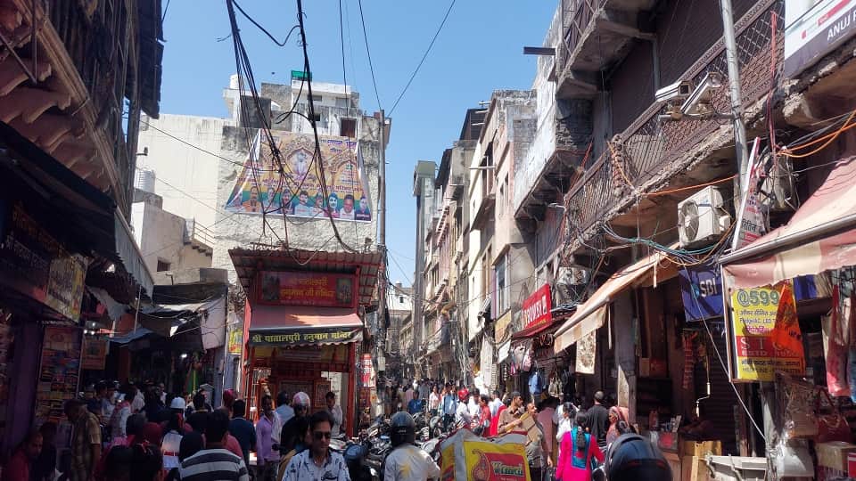 Three Storey Showroom Collapses in Kinari Bazaar Shops Destroyed  Panic Among Traders
