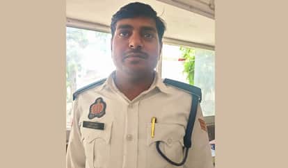 Kanpur Traffic Constable Beaten in Kalyanpur Auto Driver Behaves Rudely Accused Arrested