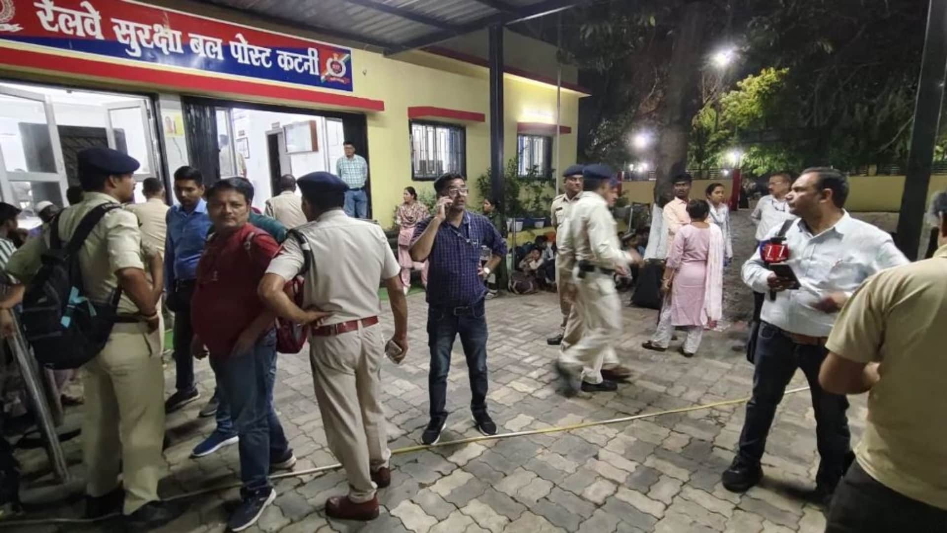 कटनी रेलवे स्टेशन पर 167 नाबालिग उतारे, जांच जारी