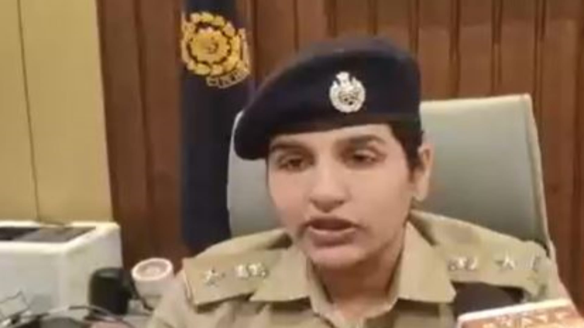 घटना की जानकारी देतीं एसपी हितिका बासल