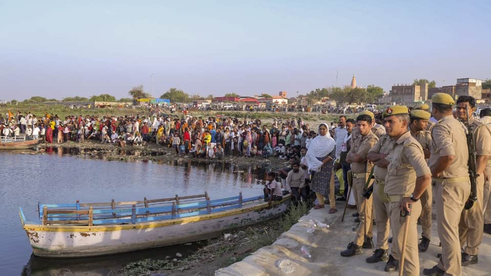 Boatman and Contractor Arrested in vrindavan boat accident in Mathura