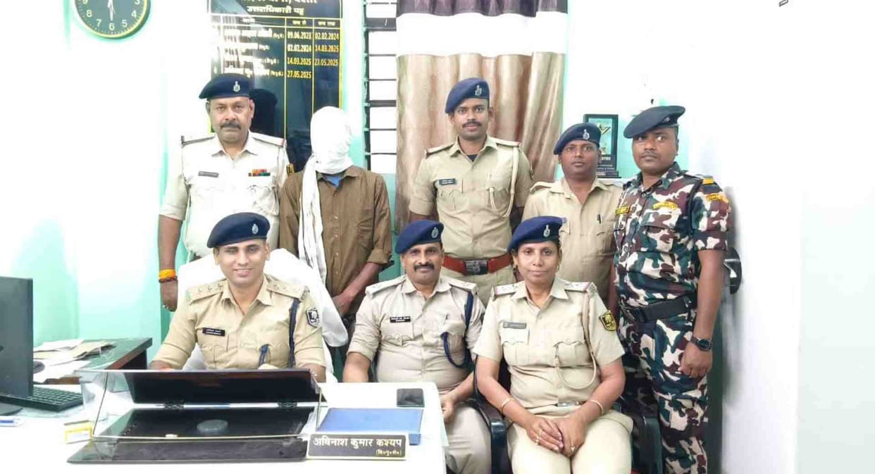 buxar cyber police arrest pm threat case cia website post dark web investigation bihar news