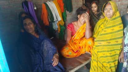 Tractor Driver Died After Being Caught in Fodder Machine in Ghazipur