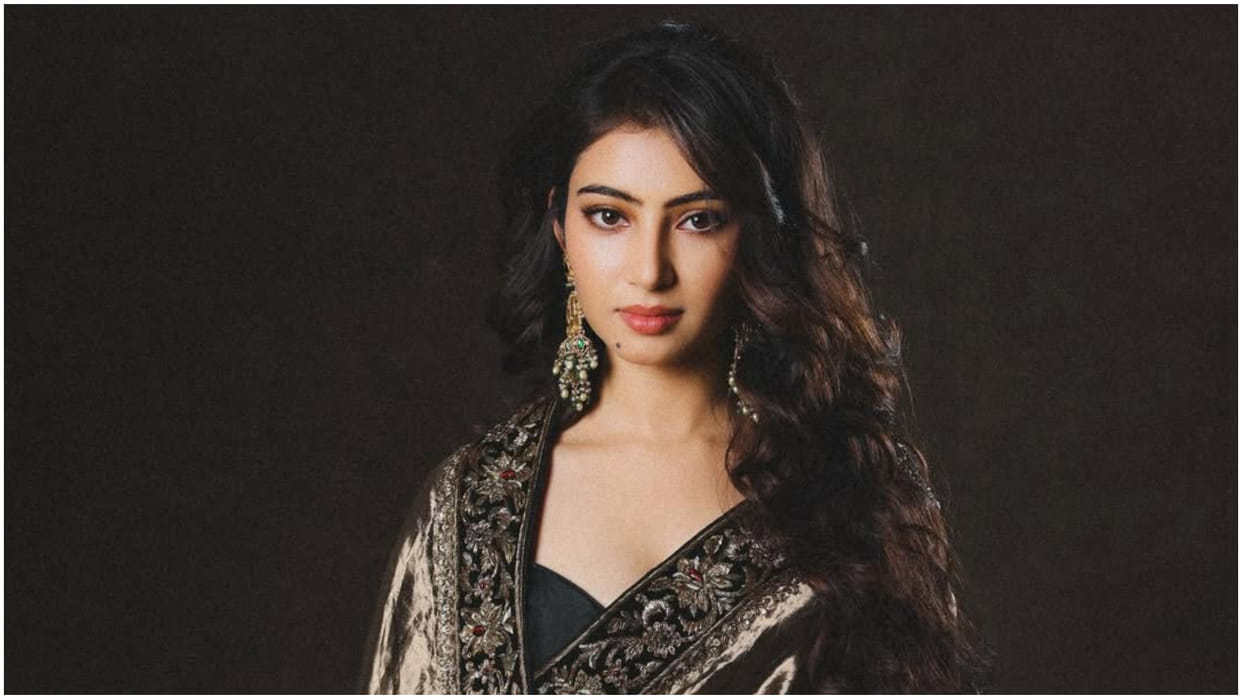 Not Sara Arjun Makers Approach Lokah Chapter 1 Fame Kalyani Priyadarshan For Madhubala Biopic
