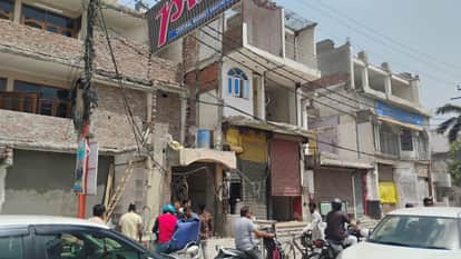 Central Market Issue: Sector-2 Residents Protest, Say They Won’t Allow Setback Policy in Their Homes