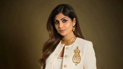Shilpa Shetty shoot even she had burn injury wear dress from front says she did not want to loss