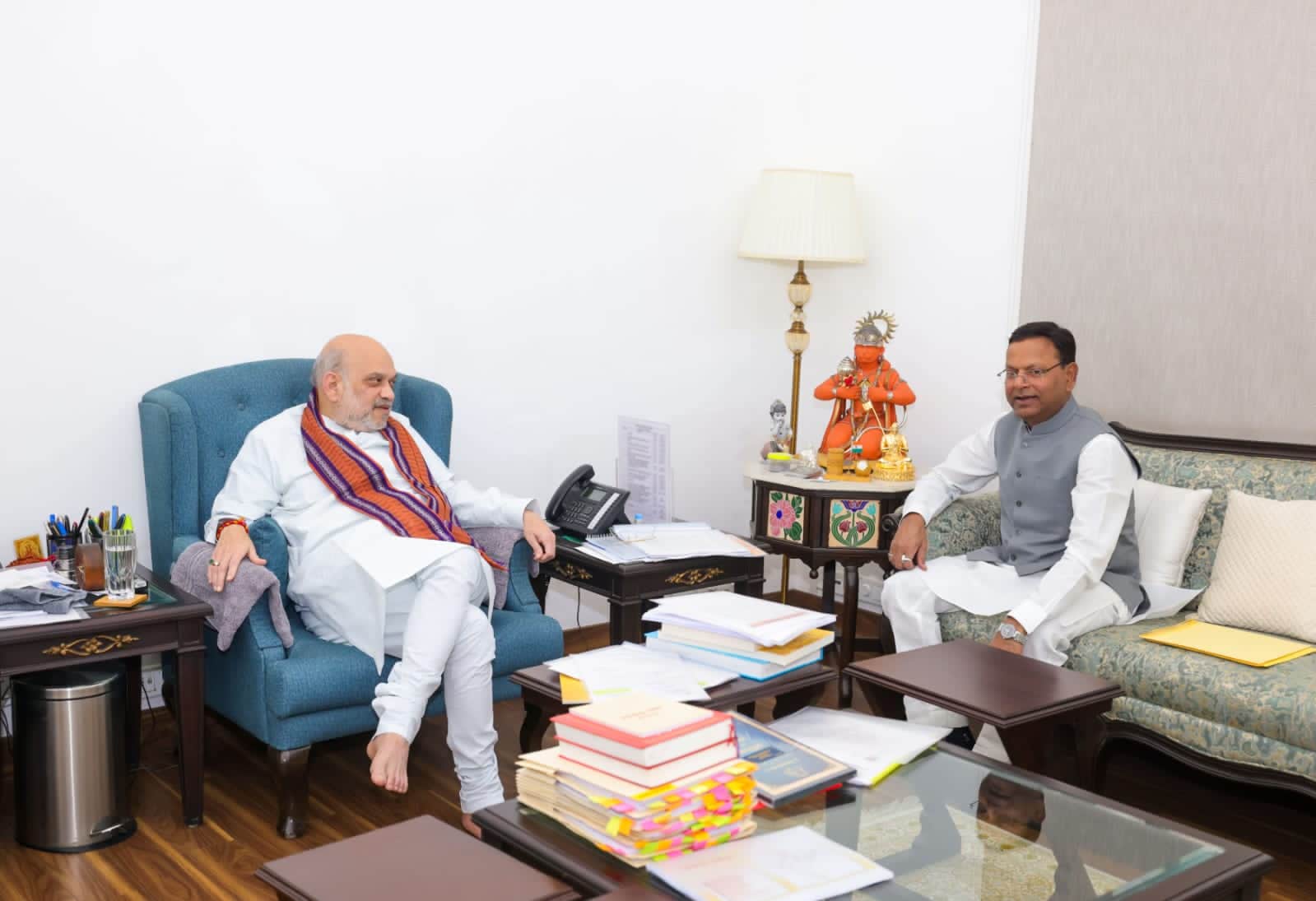 अमित शाह के साथ यूपी भाजपा अध्यक्ष।