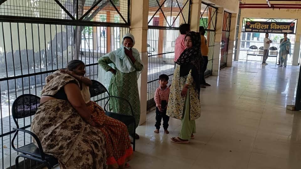 अनियंत्रित बाइक डिवाइडर से टकराने से सिक्योरिटी गार्ड की मौत