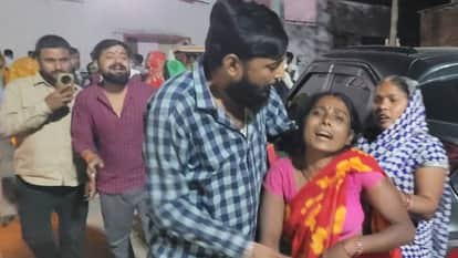 Head-on collision between two bikes in Gonda one youth dead two critically injured