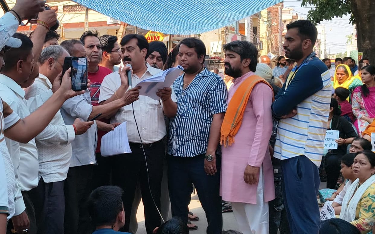 Central Market Case: Small Traders May Find Relief from 'Setback' Norm; Reference Cited to Specific Rule