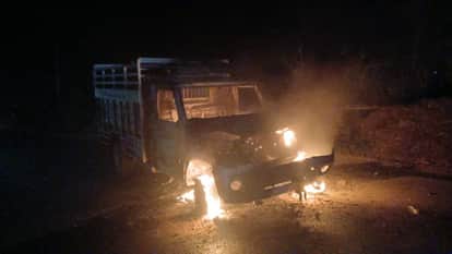 moving pickup vehicle caught fire on the Bisauli-Sahaswan road in Budaun
