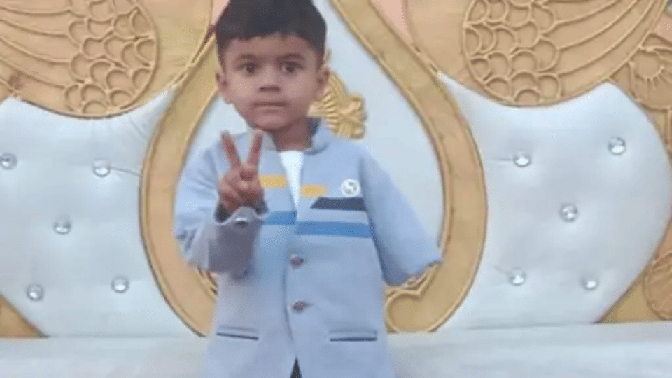 Indore News 5-year-old boy dies after falling from third-floor balcony in Siddharth Nagar