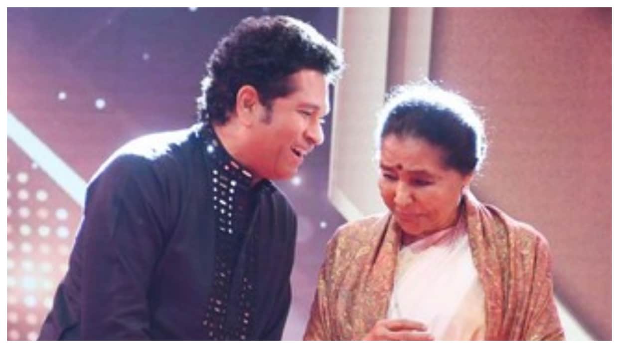 Indian Cricketers Sachin Tendulkar and Virat Kohli paid tribute to Legendary singer Asha Bhosle