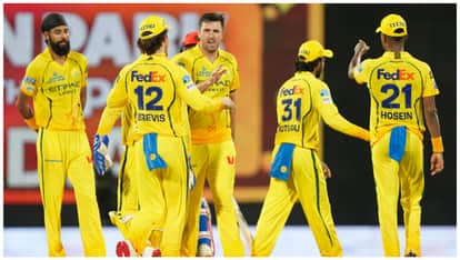 IPL 2026: CSK Bowling Coach Simmons Takes a Dig at His Own Team? Says: "The Boys Were Tired of Losing"