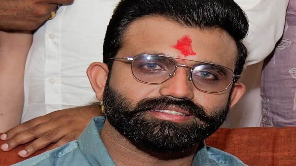 मानिक टंडन की फाइल फोटो।