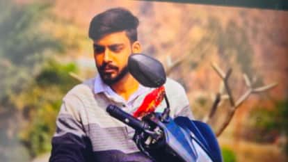 b Pharma student dies by hanging in ferry road under barari police station  Bihar