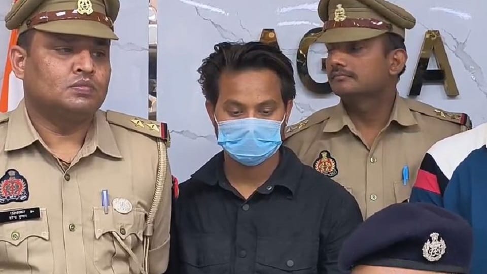 Police Seize Charas Worth 30 Lakh rupee in Agra