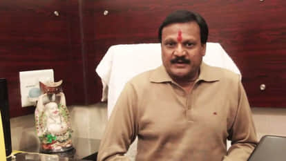 Indore: Former minister Sajjan Singh Verma said – Councilor Rubina should have followed the decorum.