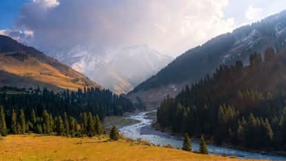 24 Eco-Tourism Chapters Approved in Himachal Pradesh Tourism to Boost and Jobs to be Created