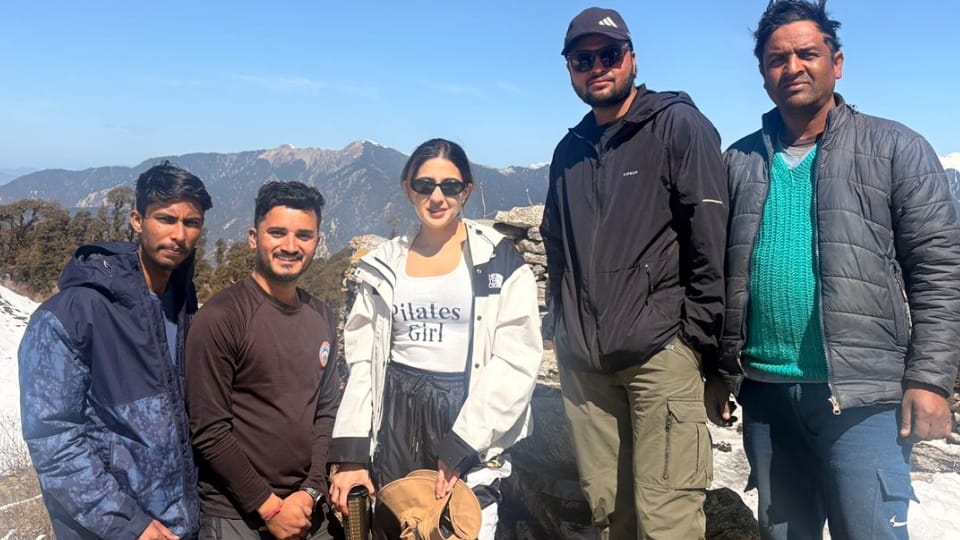 Actress Sara Ali Khan Done trekking through snowfall in valleys of Panwali Kantha Tehri Uttarakhand See Photos