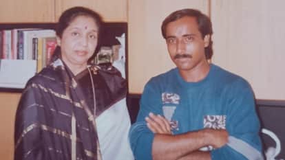 Bareilly swayed to the rhythm of Asha Bhosle Jhumka Gira Re earning the title of Jhumka City