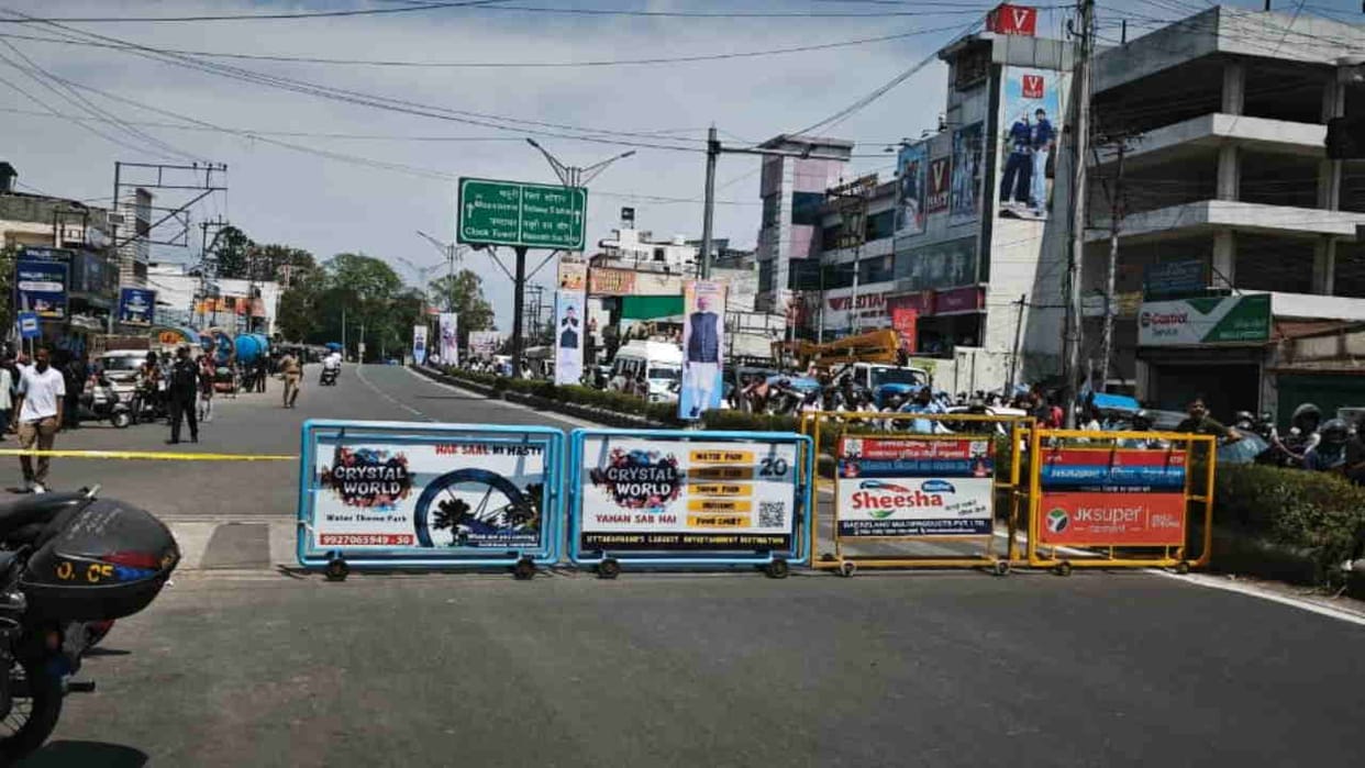 Rehearsal for PM Modi Visit Motorcade Conducted Causing Traffic Jams All Routes Leading to Saharanpur Closed
