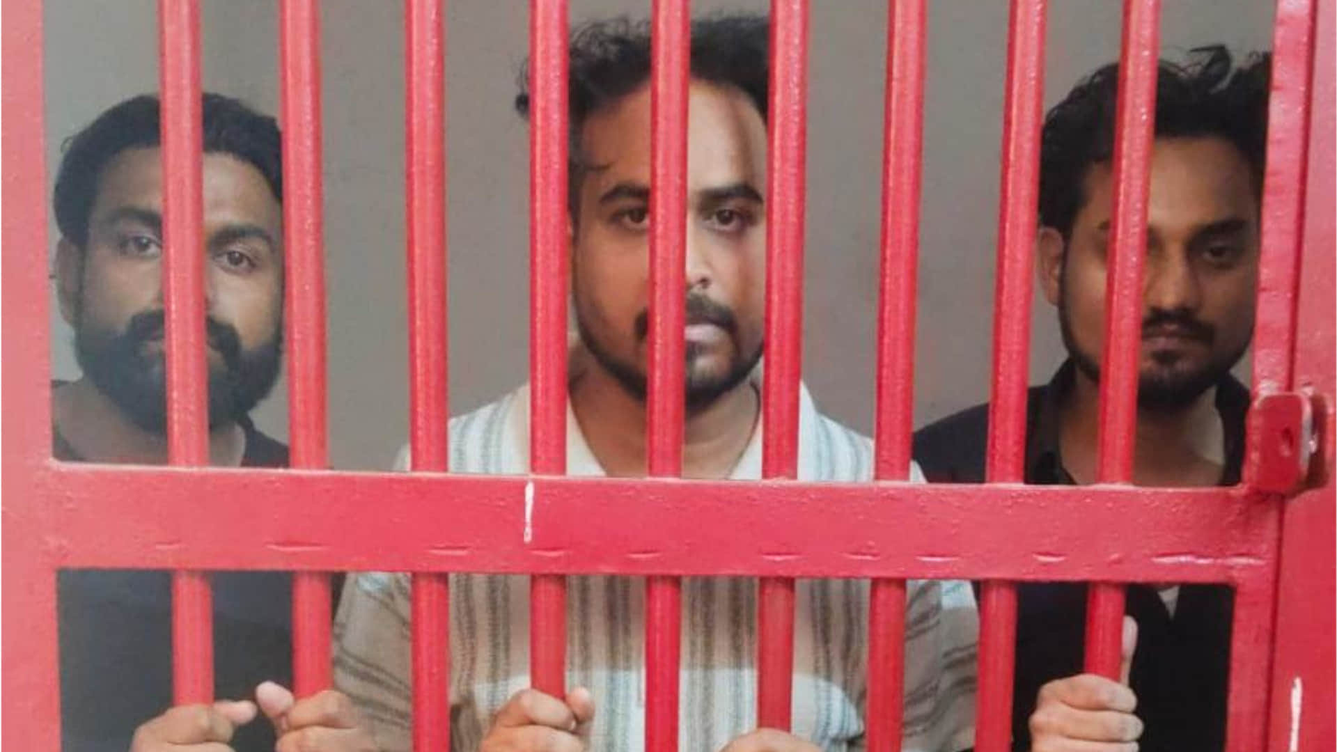 गिरफ्तारी तीनों आरोपी